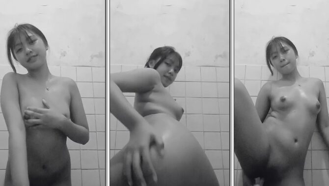 Rika Luca Slut Colmek Di Kamar Mandi